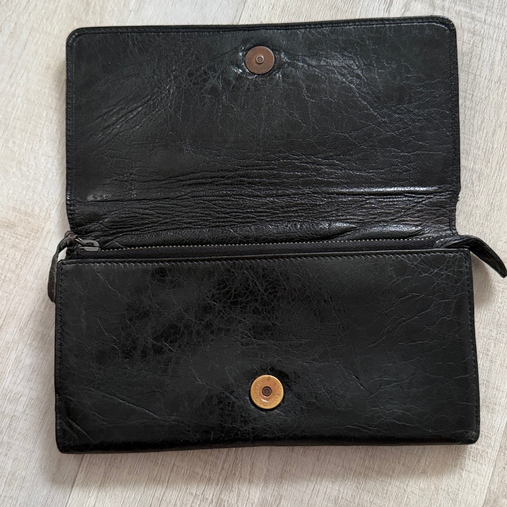 Balenciaga Black Lambskin Leather Classic Wallet - Picture 3 of 10